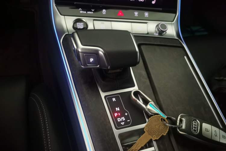 Used Audi A6L 2025 45 TFSI Prestige Dynamic Edition Gear Lever