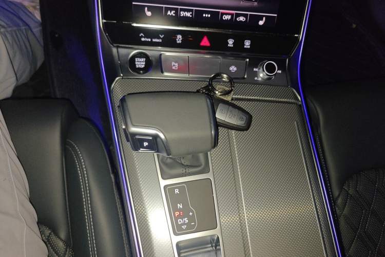 Used Audi A6L 2025 45 TFSI Prestige Dynamic Edition Gear Lever