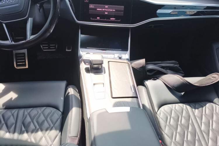 Used Audi A6L 2025 Restyled 45 TFSI quattro Prestige Dynamic Edition Gear Lever