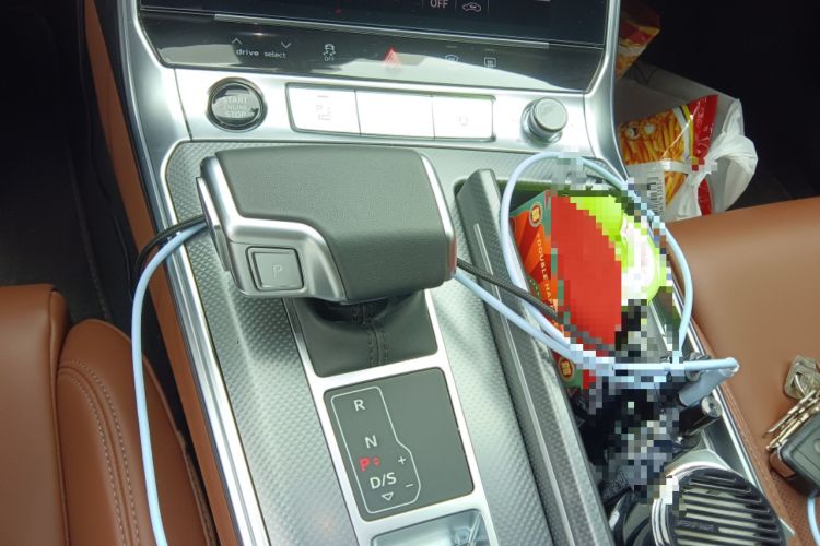 Used Audi A6L 2025 Revised 40 TFSI Luxury Dynamic Edition Gear Lever