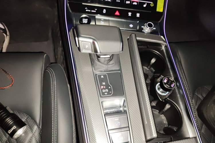 Used Audi A6L 2025 Revised 45 TFSI Prestige Dynamic Edition Gear Lever