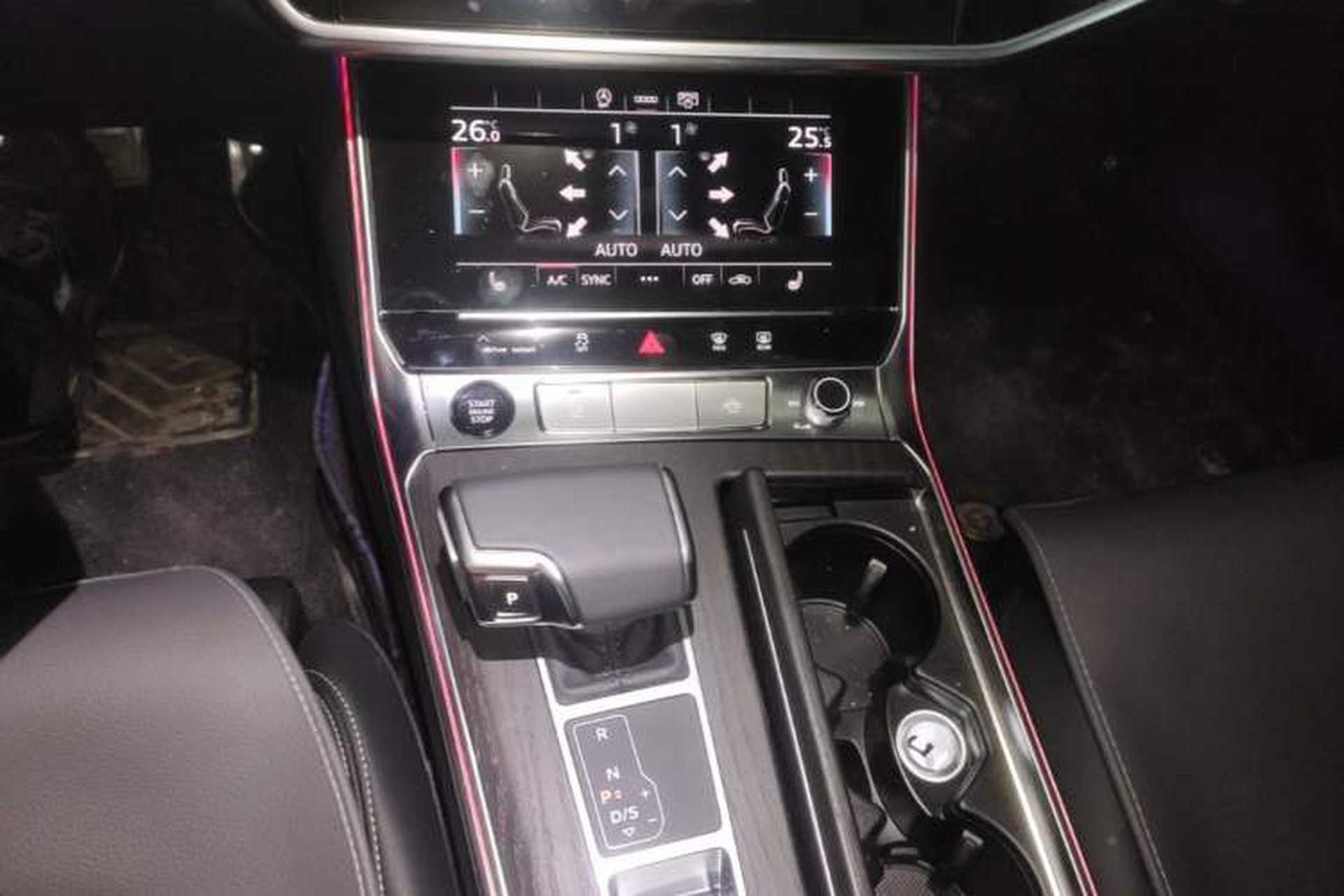 Used Audi A6L 2025 45 TFSI quattro Prestige Dynamic Edition Gear Lever