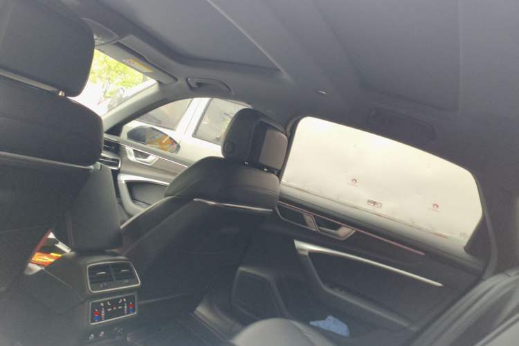 Used Audi A6L 2025 Restyled 45 TFSI quattro Prestige Dynamic Edition Headliner