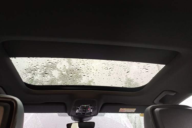 Used Audi A6L 2025 Restyled 45 TFSI quattro Prestige Dynamic Edition Headliner