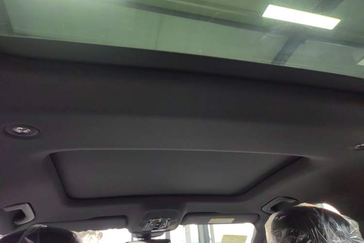 Used Audi A6L 2025 Revised 40 TFSI Luxury Dynamic Edition Headliner