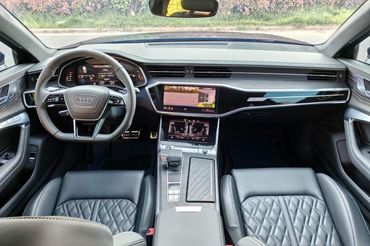 Used Audi A6L 2025 Updated 55 TFSI quattro Prestige Dynamic Edition Interior 1