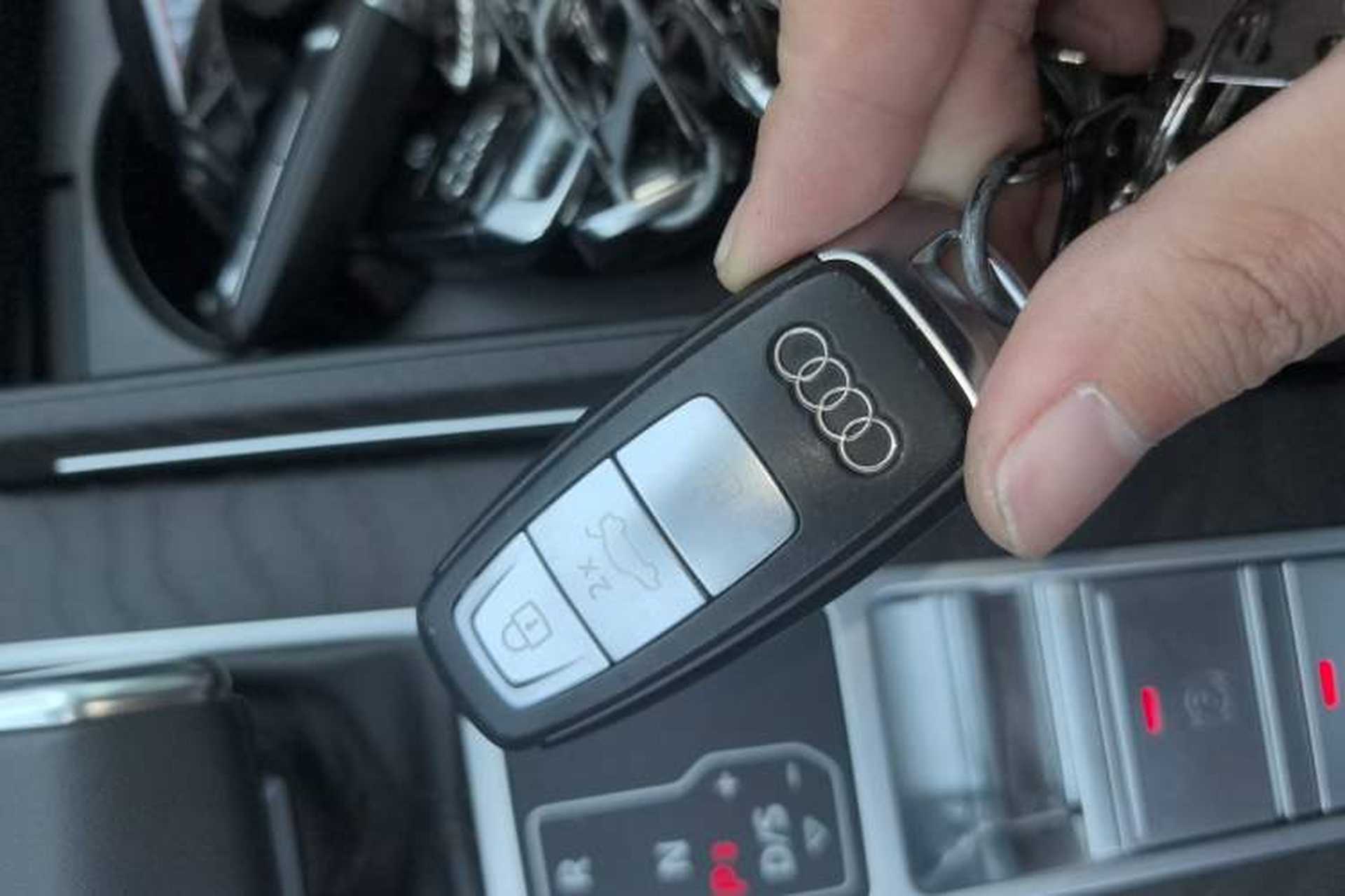 Used Audi A6L 2025 Updated 55 TFSI quattro Prestige Dynamic Edition Interior 1