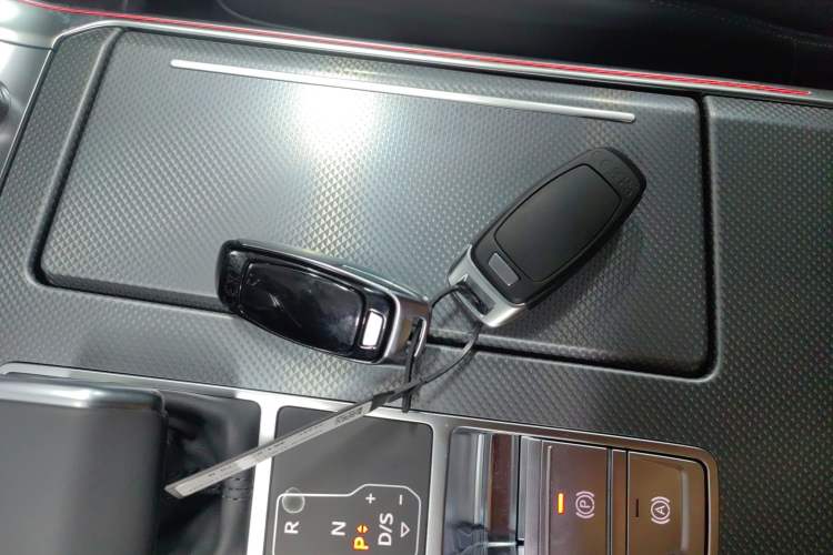 Used Audi A6L 2025 Revised 40 TFSI Luxury Dynamic Edition Interior 1