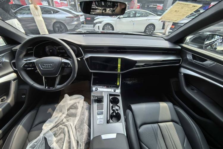 Used Audi A6L 2025 40 TFSI Luxury Dynamic Edition Interior 1
