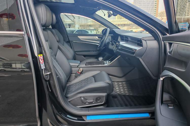 Used Audi A6L 2025 45 TFSI Prestige Dynamic Edition Interior 15
