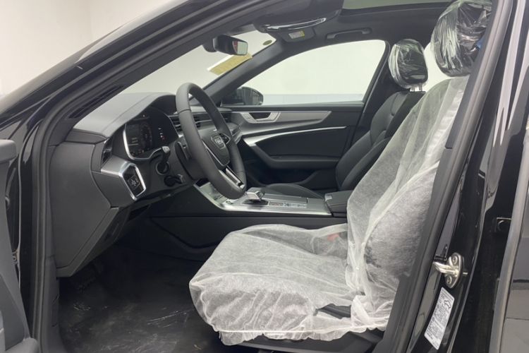 Used Audi A6L 2025 40 TFSI Luxury Dynamic Edition Interior 2