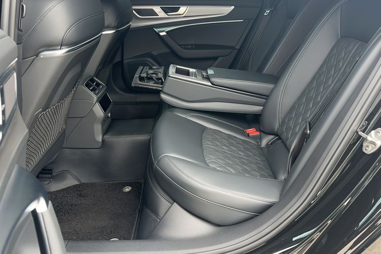 Used Audi A6L 2025 Revised 45 TFSI Prestige Dynamic Edition Interior 2