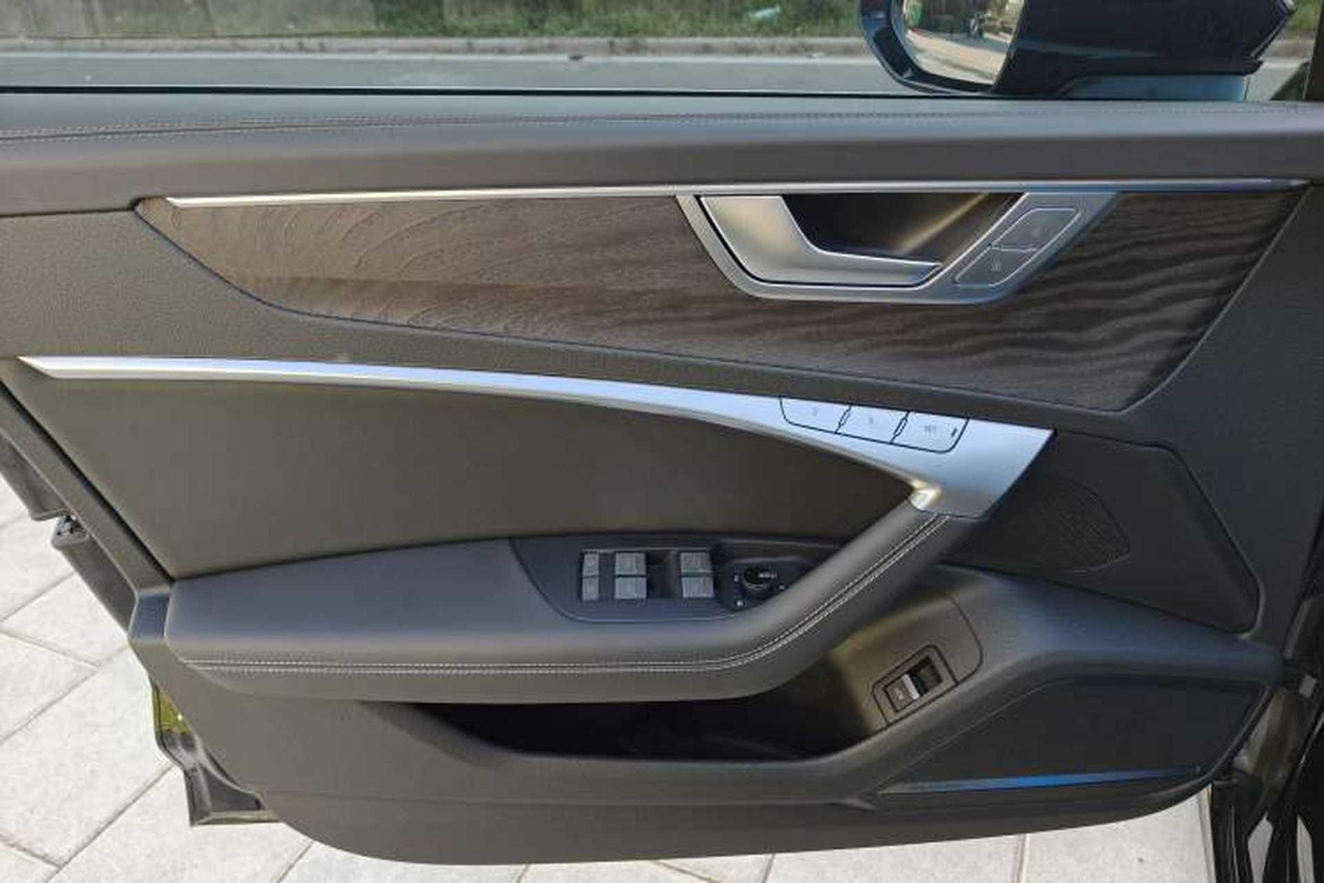 Used Audi A6L 2025 Updated 55 TFSI quattro Prestige Dynamic Edition Interior 2