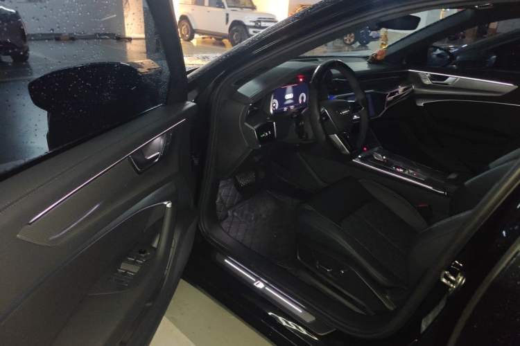 Used Audi A6L 2025 45 TFSI Prestige Dynamic Edition Interior 3