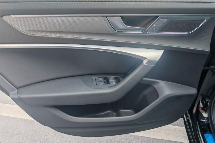 Used Audi A6L 2025 45 TFSI Prestige Dynamic Edition Interior 9