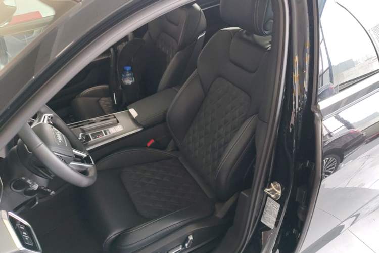Used Audi A6L 2025 45 TFSI Prestige Dynamic Edition Left Front Seat