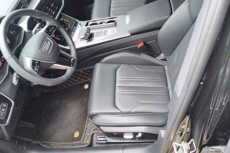 Used Audi A6L 2025 Revised 40 TFSI Luxury Dynamic Edition Left Front Seat