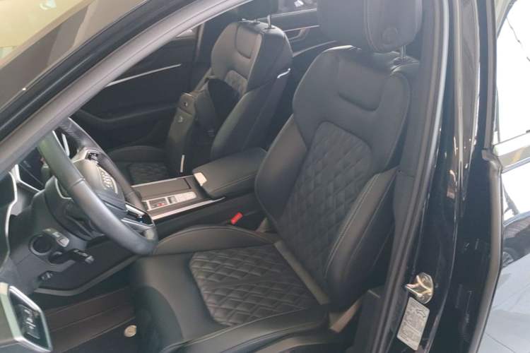 Used Audi A6L 2025 45 TFSI quattro Prestige Dynamic Edition Left Front Seat
