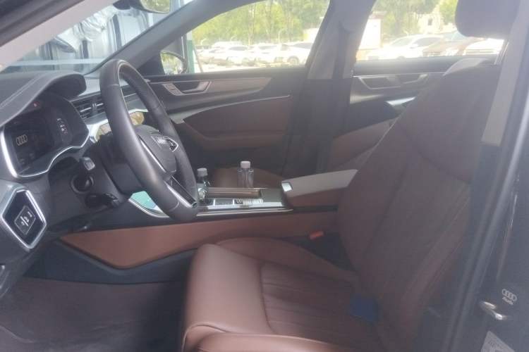 Used Audi A6L 2025 45 TFSI Prestige Dynamic Edition + Ventilated Comfort Package Left Front Seat