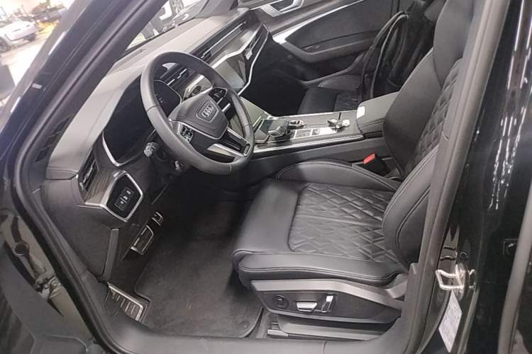 Used Audi A6L 2025 45 TFSI quattro Prestige Dynamic Edition Left Front Seat