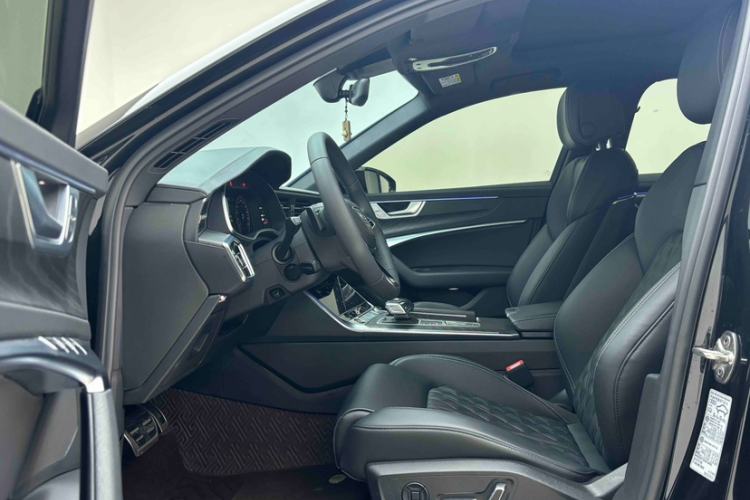 Used Audi A6L 2025 Restyled 45 TFSI quattro Prestige Dynamic Edition Left Front Seat