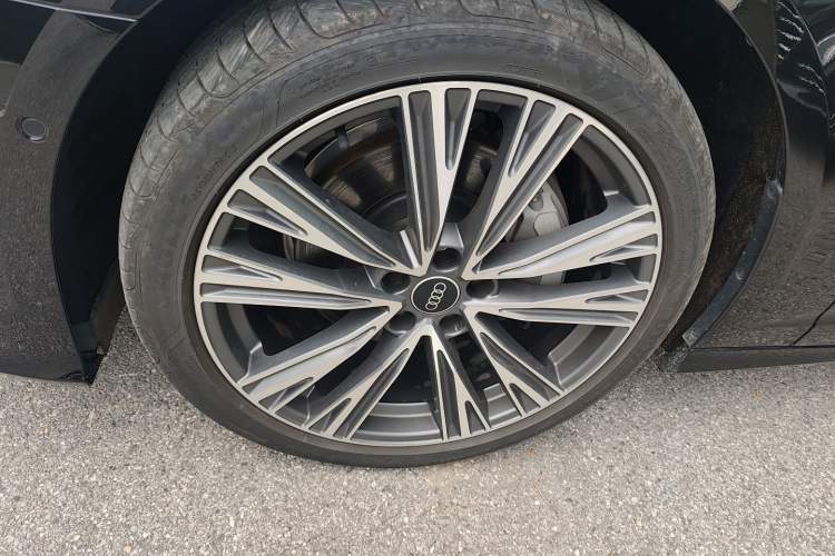 Used Audi A6L 2025 Revised 45 TFSI Prestige Dynamic Edition Left Front Wheel Hub