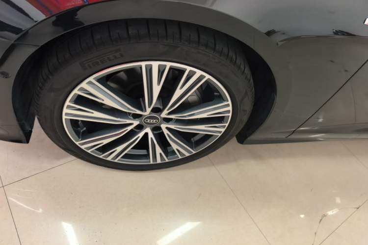 Used Audi A6L 2025 Revised 45 TFSI Prestige Dynamic Edition Left Front Wheel Hub