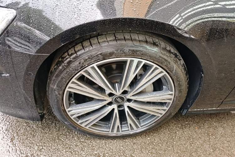 Used Audi A6L 2025 Restyled 45 TFSI quattro Prestige Dynamic Edition Left Front Wheel Hub