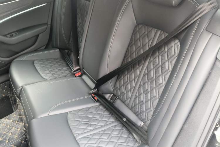 Used Audi A6L 2025 Restyled 45 TFSI quattro Prestige Dynamic Edition Left Rear Seat