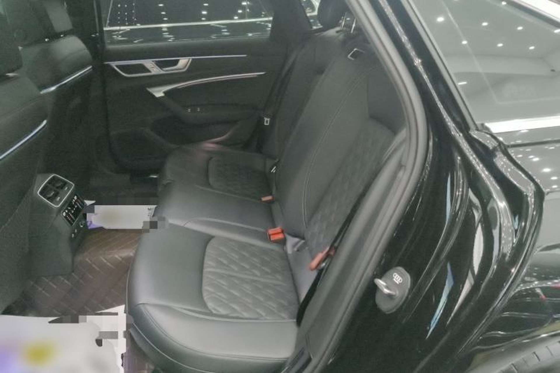 Used Audi A6L 2025 Restyled 45 TFSI quattro Prestige Dynamic Edition Left Rear Seat