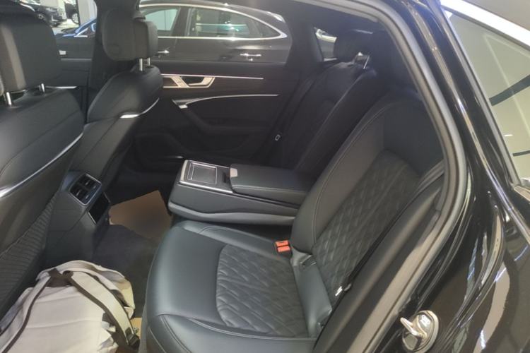 Used Audi A6L 2025 45 TFSI quattro Prestige Dynamic Edition Left Rear Seat
