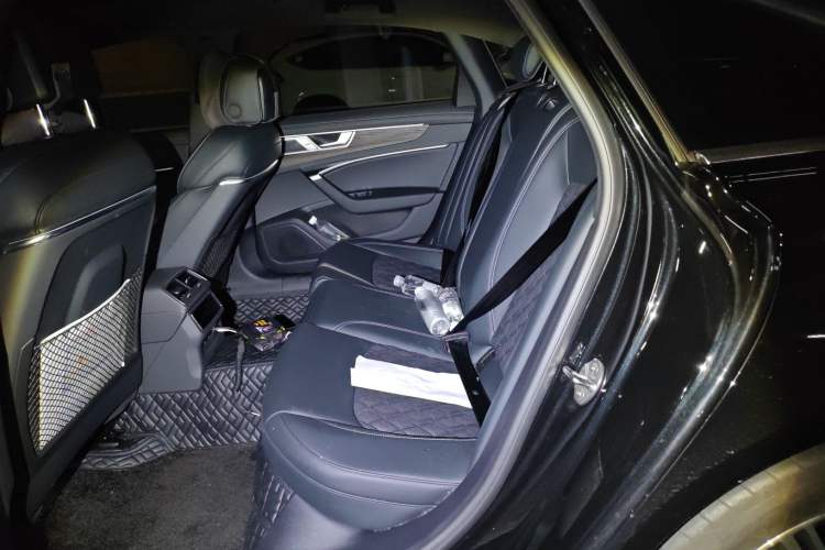 Used Audi A6L 2025 Restyled 45 TFSI quattro Prestige Dynamic Edition Left Rear Seat