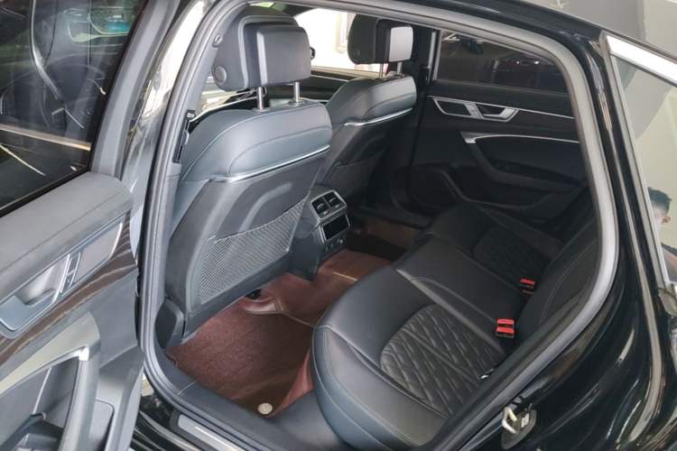 Used Audi A6L 2025 45 TFSI quattro Prestige Dynamic Edition Left Rear Seat