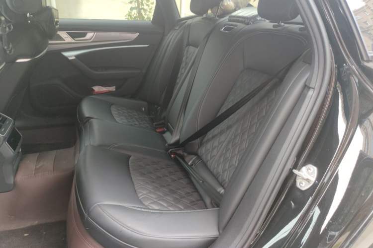 Used Audi A6L 2025 45 TFSI Prestige Dynamic Edition + Ventilated Comfort Package Left Rear Seat