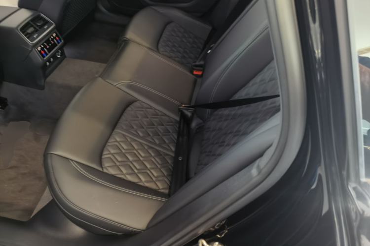 Used Audi A6L 2025 Revised 45 TFSI Prestige Dynamic Edition Left Rear Seat