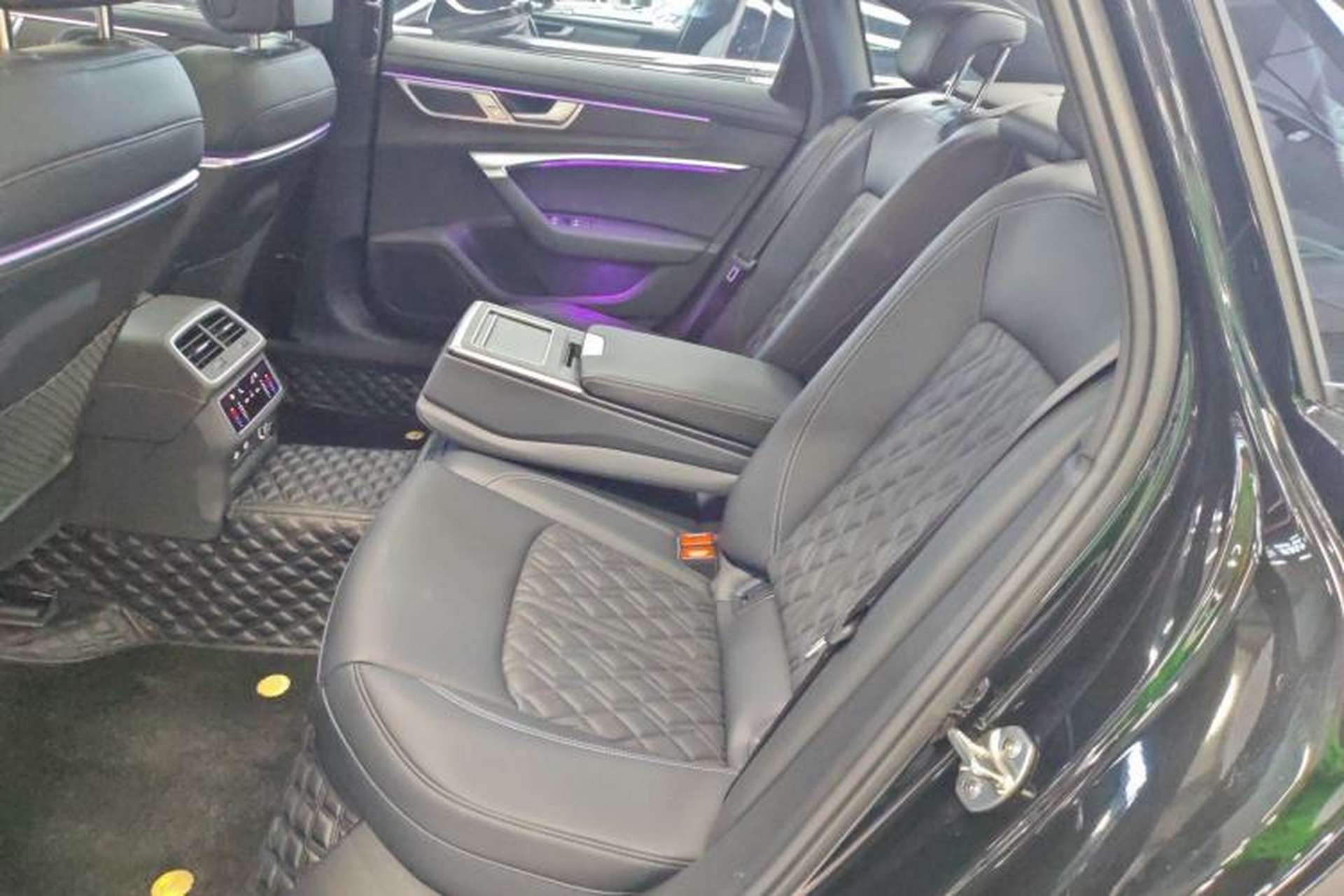 Used Audi A6L 2025 Restyled 45 TFSI quattro Prestige Dynamic Edition Left Rear Seat
