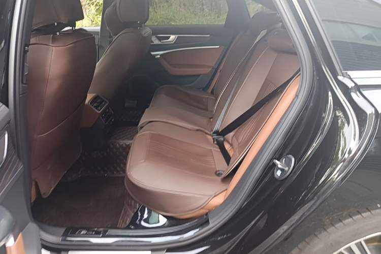 Used Audi A6L 2025 Restyled 45 TFSI quattro Prestige Dynamic Edition Left Rear Seat