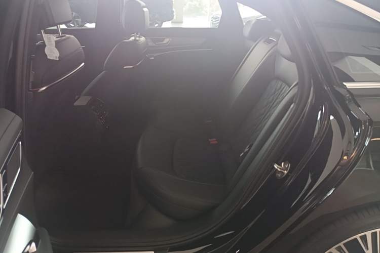 Used Audi A6L 2025 45 TFSI Prestige Dynamic Edition Left Rear Seat