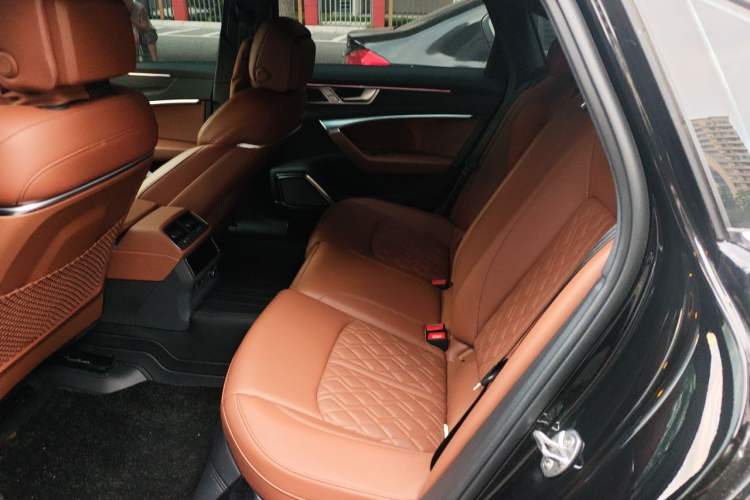 Used Audi A6L 2025 Restyled 45 TFSI quattro Prestige Dynamic Edition Left Rear Seat