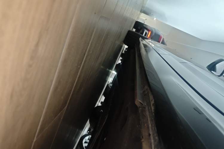 Used Audi A6L 2025 Revised 40 TFSI Luxury Dynamic Edition Left Side Sill