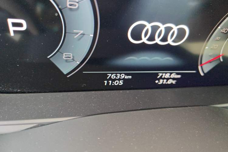 Used Audi A6L 2025 45 TFSI Prestige Dynamic Edition + Ventilated Comfort Package Odometer Close Up