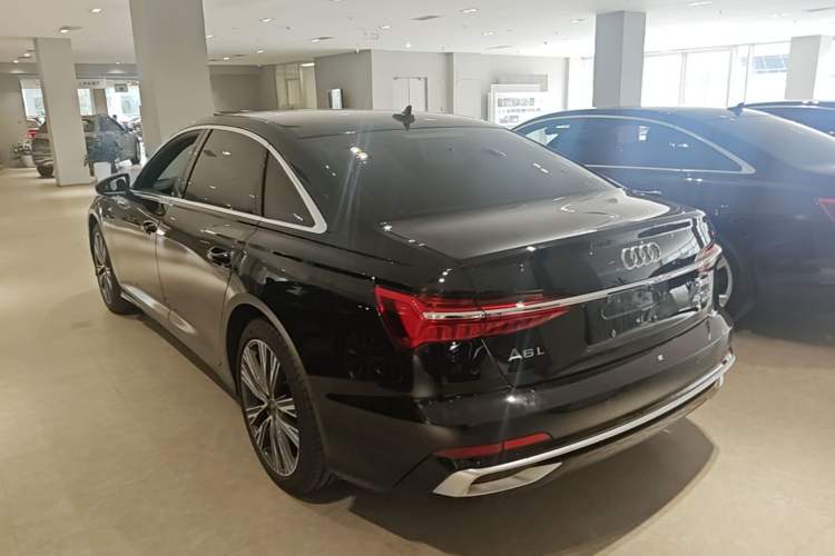 Used Audi A6L 2025 45 TFSI quattro Prestige Dynamic Edition Rear Left 45 Deg