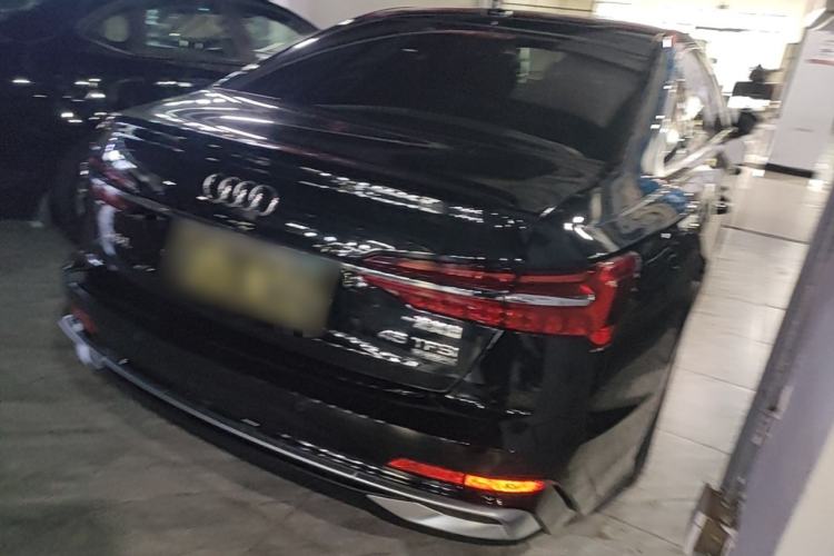 Used Audi A6L 2025 Restyled 45 TFSI quattro Prestige Dynamic Edition Rear Right 45 Deg