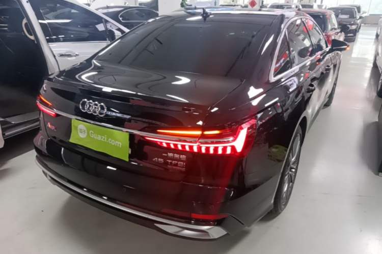 Used Audi A6L 2025 Restyled 45 TFSI quattro Prestige Dynamic Edition Rear Right 45 Deg