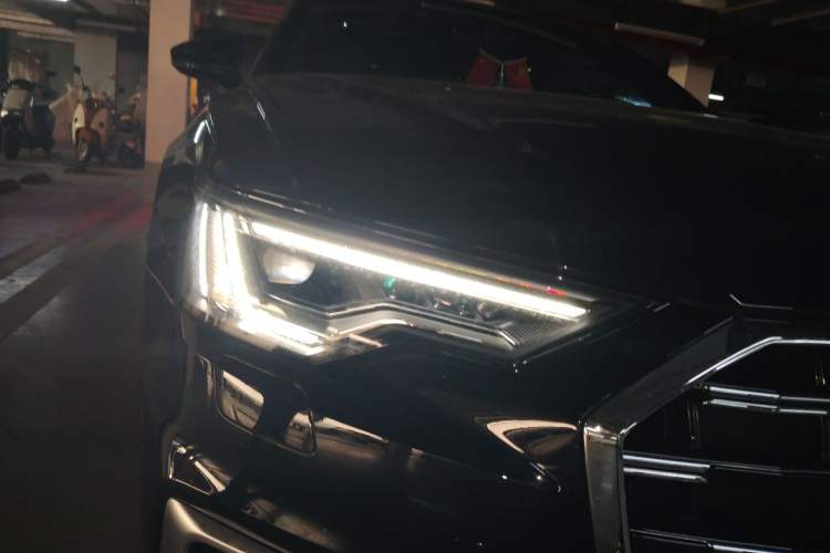 Used Audi A6L 2025 Updated 55 TFSI quattro Prestige Dynamic Edition Right Front Headlight