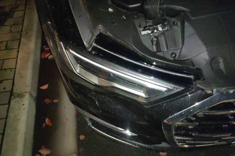 Used Audi A6L 2025 40 TFSI Luxury Dynamic Edition Right Front Headlight