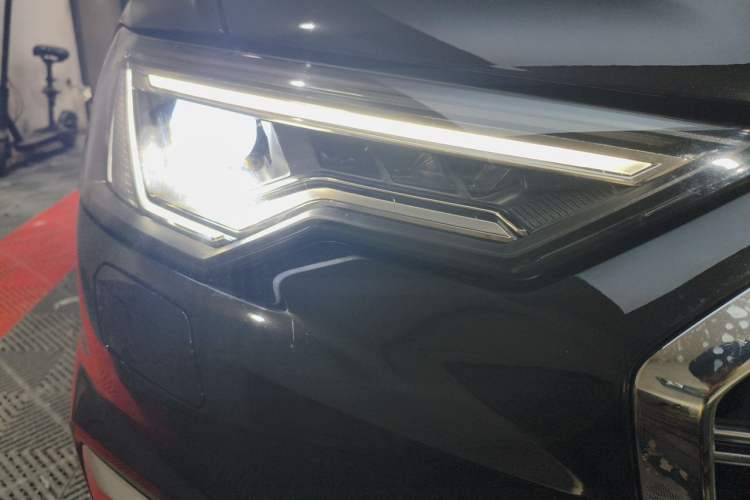 Used Audi A6L 2025 45 TFSI quattro Prestige Dynamic Edition Right Front Headlight