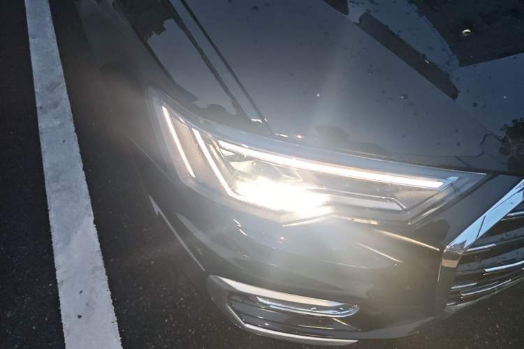 Used Audi A6L 2025 45 TFSI quattro Prestige Dynamic Edition Right Front Headlight