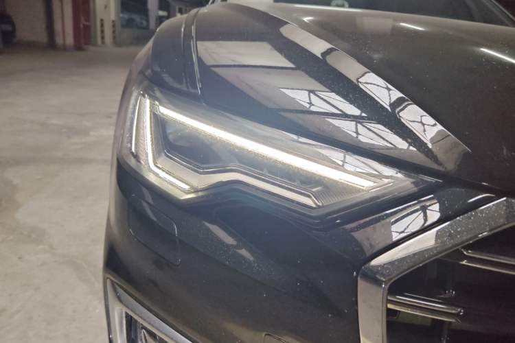 Used Audi A6L 2025 40 TFSI Luxury Dynamic Edition Right Front Headlight