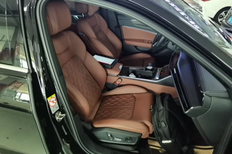 Used Audi A6L 2025 45 TFSI quattro Prestige Dynamic Edition Right Front Seat